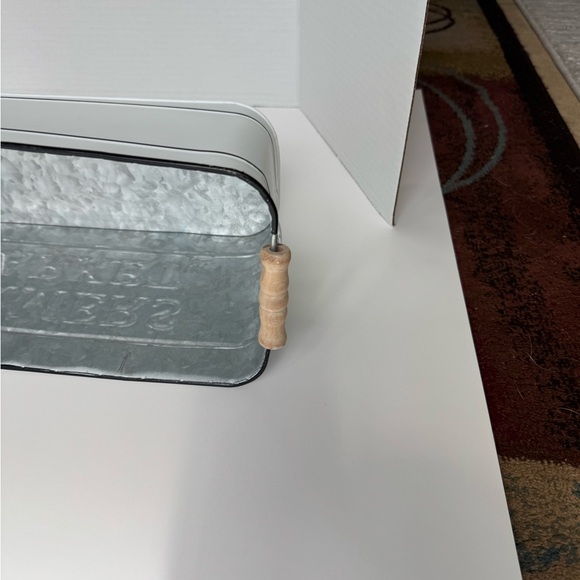 White Farmers Market Metal Bin - Picture 4 of 12